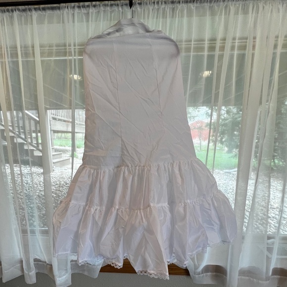 David’s Bridal Fit & Flare Slip white size 10 w/ zipper sleeveless NWT - Picture 3 of 12